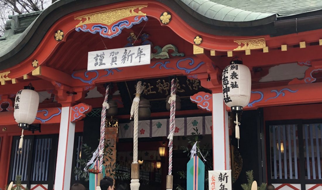 日本的新年风俗之一初詣