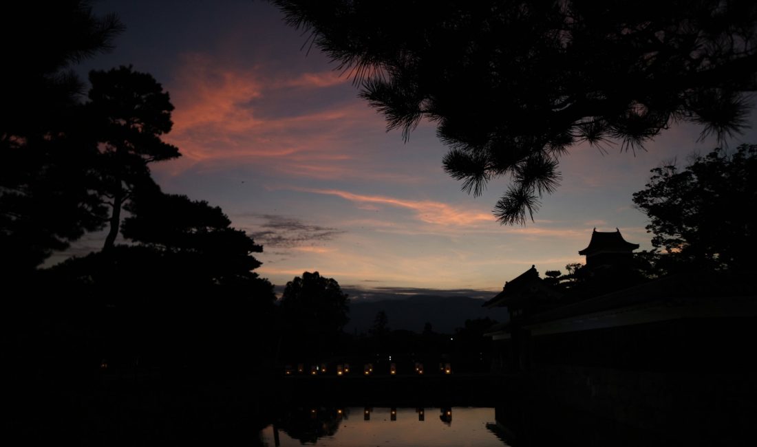 夕焼けが紅い暑い日々