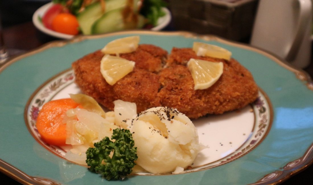 老舗洋食屋さんで過ごす夜「時代遅れの洋食屋おきな堂」はしごマップスタンプラリー1