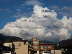今度こそ梅雨明け直前　夏雲ウオッチング！
