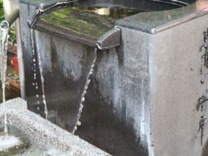 まつもと湧水巡り「東門の井戸」上土通りの今昔